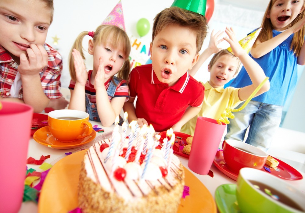 Festa di compleanno per bambini: tutte le soluzioni e i consigli su come  risparmiare